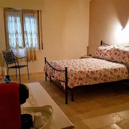 Foresteria Borgo Delle Grazie 게스트하우스 쿠르타토네